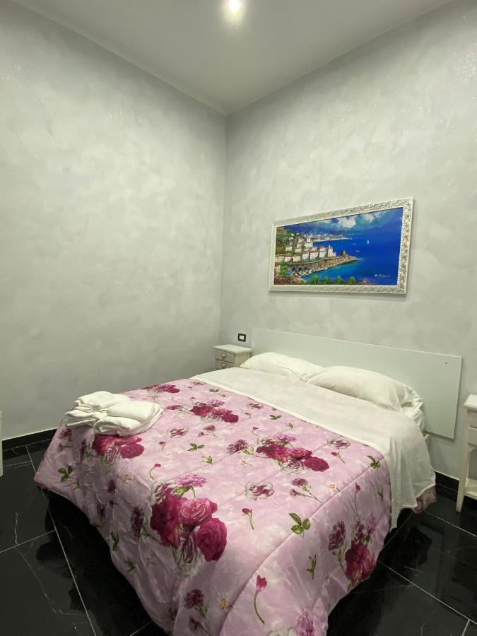 Отель Savastano House Неаполь Экстерьер фото